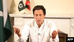 عمران خان خبریالانو ته ویلي چې د ټرمپ لیک یې د ډېسېمبر پر درېیمه تر لاسه کړی