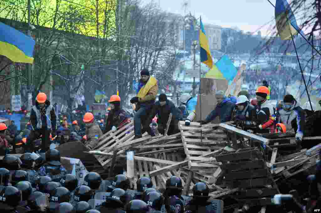 Kijev, 11. decembar 2013. Foto: AFP / Genya Savilov