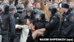 Москвада ўтган митинг пайтида 500 одам ҳибс қилинди.