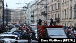 Акция в поддержку Навального в Петербурге