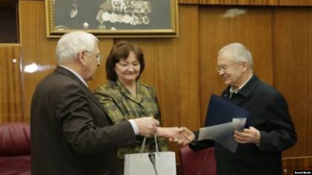 Vladimir Lapygin (right) was sentenced to 7 years in prison.