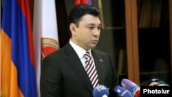 ՀՀԿ խոսնակ Էդուարդ Շարմազանով, արխիվ