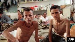 Fotografija iz Logora Trnopolje, 1992. godine