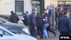В день парламентских выборов в Черногории по подозрению в подготовке террористических атак задержали 20 сербов
