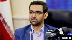 Իրանի կապի և հաղորդակցության նախարար Մոհամադ Ջավադ Ազարի Ջահրոմի, արխիվ