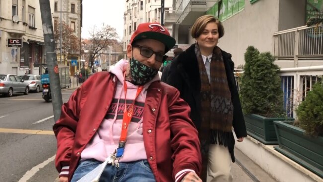 'FREEkey' In Hungary: NGO Wants People With Disabilities To Live Independently