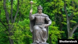 Spomenik kozačkom vođi Ivanu Mazepi u Poltavi koji je jedan od simbola borbe za nezavisnost Ukrajine 