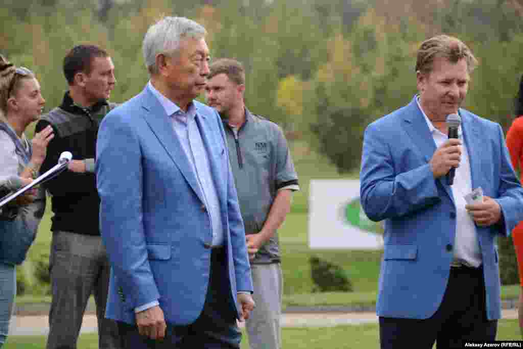 Pro Am жарысы аяқталған соң президент Нұртай Әбіқаев пен Kazakhstan Open – European Challenge Tour жарысының атқарушы директоры Нил Бриггс Kazakhstan Open жарысының басталғанын жариялады. 