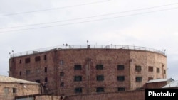 Հայաստանյան քրեակատարողական հիմնարկներից մեկի շենքը 