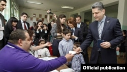 Լուսանկարը` կառավարության տեղեկատվության եւ հասարակայնության հետ կապերի վարչության