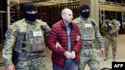 Ալեքսանդր Լապշինը Բաքվի օդանավակայանում, 7-ը փետրվարի, 2017 թ․ 