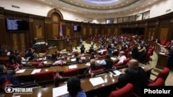 Ազգային ժողովի նիստերից մեկը, արխիվ