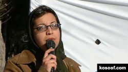 شادی صدر، روزنامه‌نگار و فعال حقوق زنان