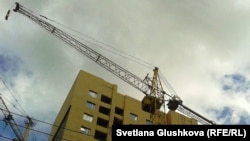Құрылыс краны. Көрнекі сурет