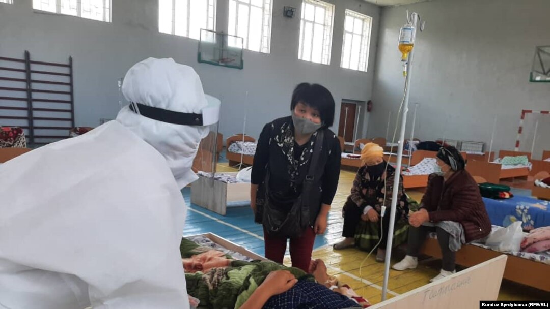 Doctors in Issyk-Kul, Kyrgyzstan, treat suspected patients with COVID-19 on July 16.