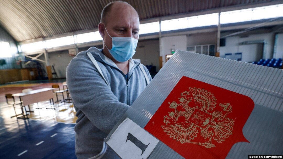 Russians are going to vote across the country from September 17-19. (file photo)