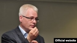 Predsednički kandidat i čovek koji je i sam učestvovao u sastavljanju hrvatske tužbe protiv Srbije za genocid - Ivo Josipović