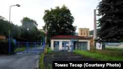 Liglass Trade CZ компаниясынын активинде бар кароосуз калган айнек заводу. 17-июль, 2017. Чехия
