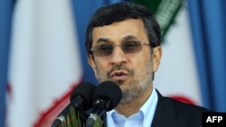 محمود احمدی‌نژاد